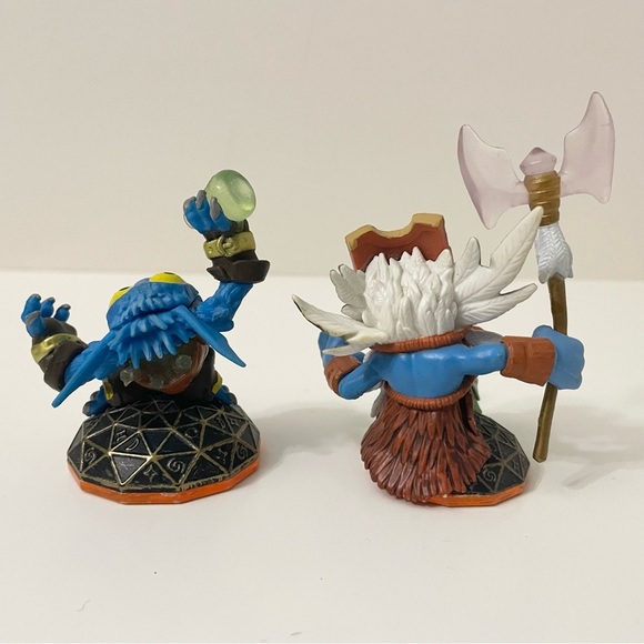 Lot of 4 Skylanders Figures Whirlwind Cynder Double Trouble Totem Pop Fizz - Picture 9 of 12